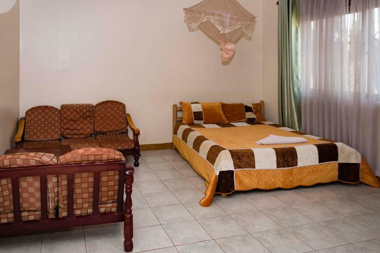Hotel Millenium Kampala Zaana Lubowa 3*,  Uganda